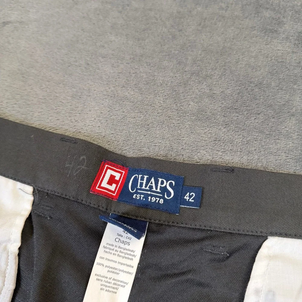 Chaps Flat Front Chino Shorts Mens 42 Gray Casual Performance Pockets